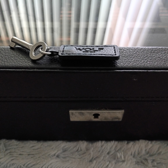 WOLF WATCH CASE... RARE - Picture 7 of 10